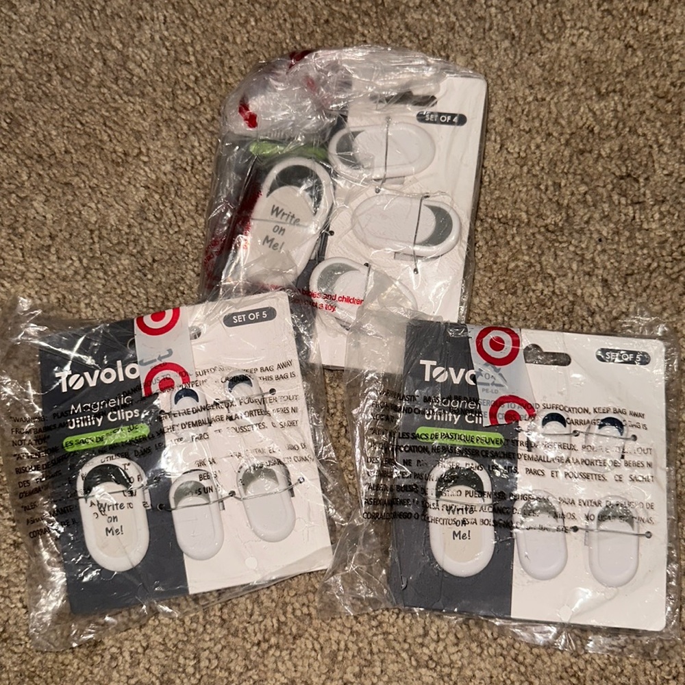 TOVOLO Clips (Retail$39) 3